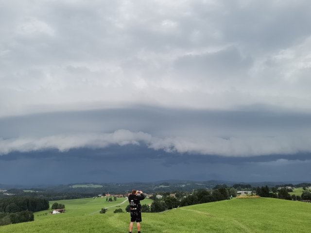 🌧️ Wie alles begann und warum unsere Wetter-WebApp so besonders ist!