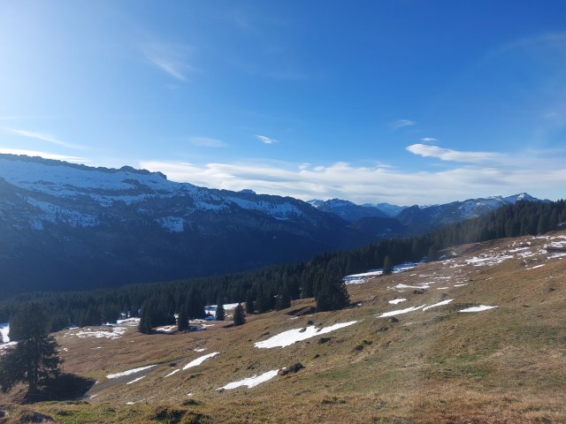 Wetterlage im Umbruch: Winterliche Perspektiven bis Anfang Jänner nehmen deutlich zu!